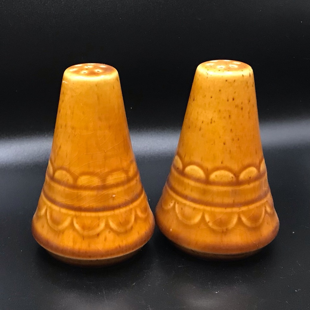 Homer Laughlin Coventry Castilian Harvest Gold Salt & Pepper Shakers MCM